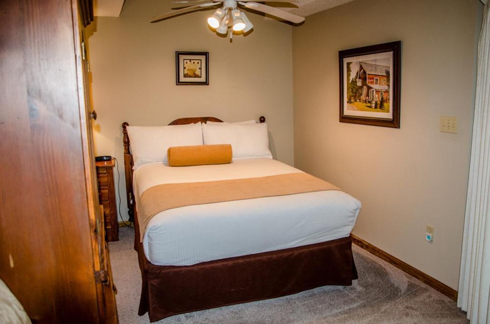 Asheville Cabins Of Willow Winds Екстер'єр фото