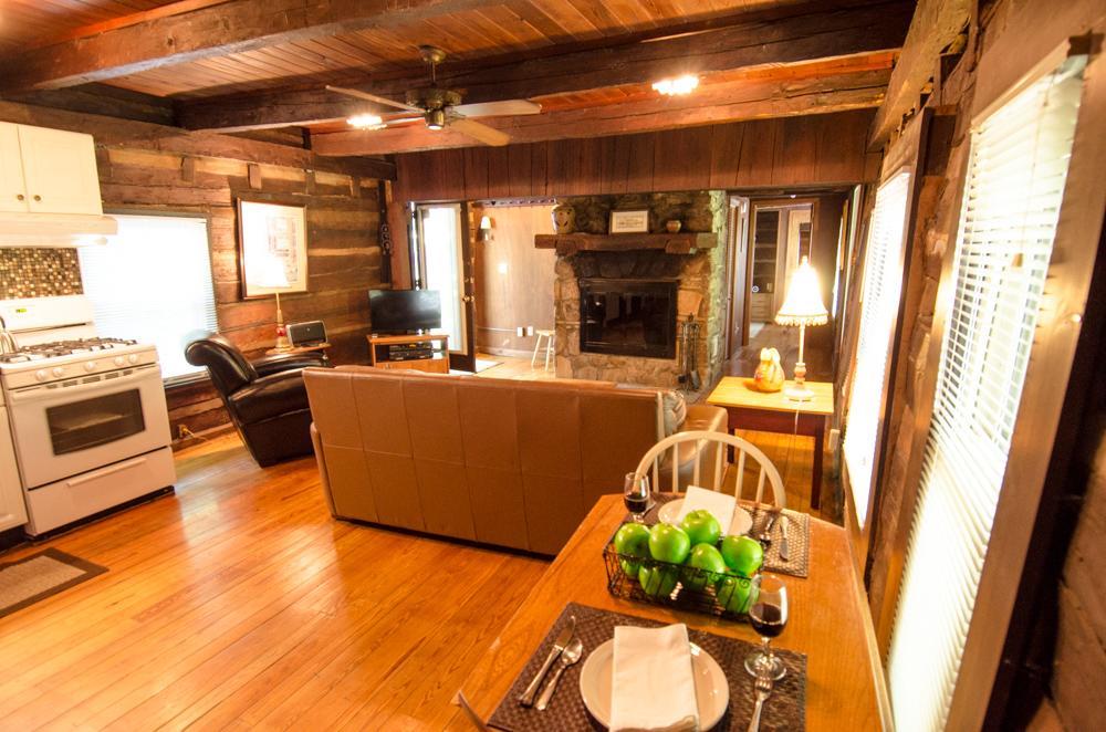 Asheville Cabins Of Willow Winds Екстер'єр фото